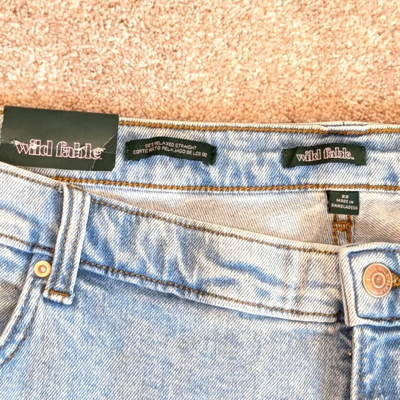 NWT Wild Fable 90s Relaxed High Rise Straight Jeans Slashed 22 - Picture 5 of 10
